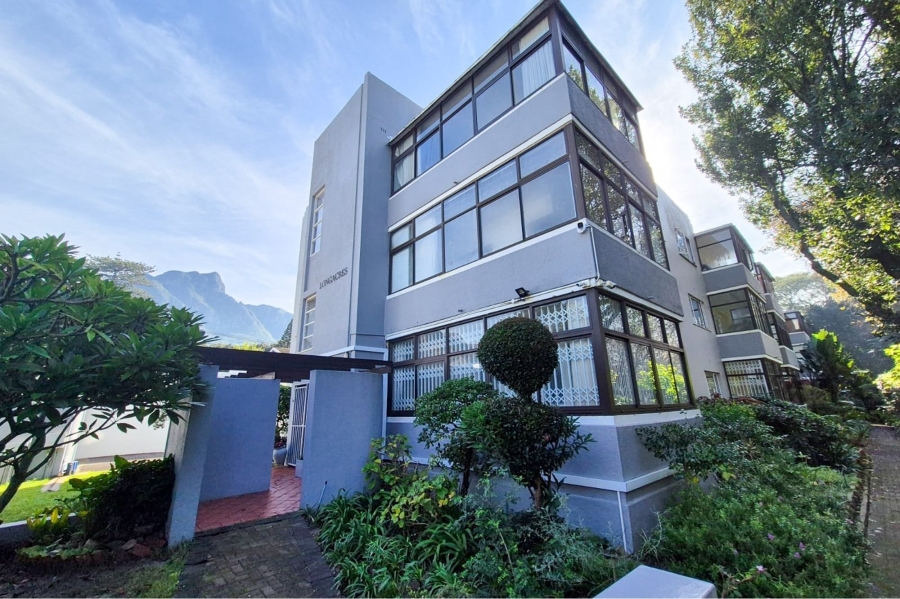 2 Bedroom Property for Sale in Newlands Western Cape